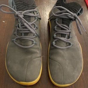 Vivo Barefoot sneakers